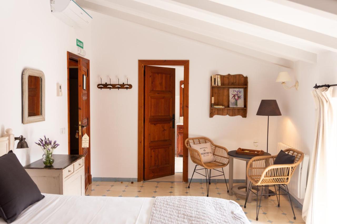 Hotel Cal Secretari Vell - Turismo De Interior à La Cabaneta Extérieur photo