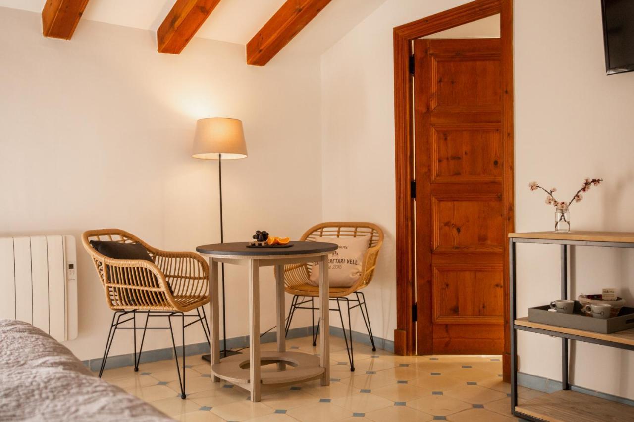 Hotel Cal Secretari Vell - Turismo De Interior à La Cabaneta Extérieur photo