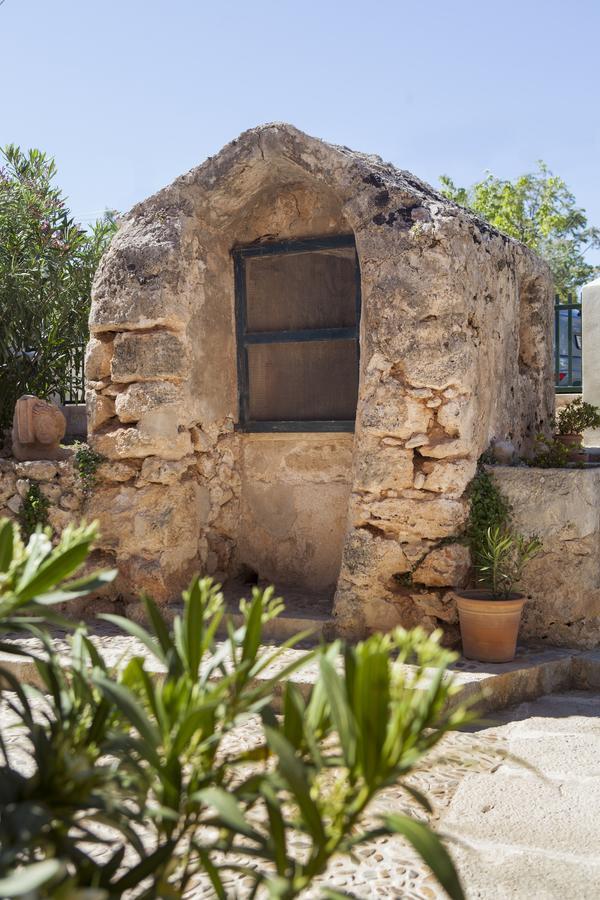 Hotel Cal Secretari Vell - Turismo De Interior à La Cabaneta Extérieur photo
